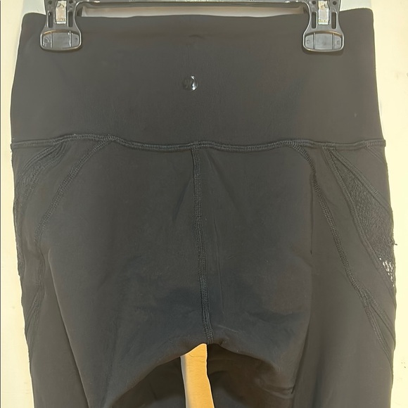 Lululemon Wunder Under Lace Leggings - Picture 9 of 15